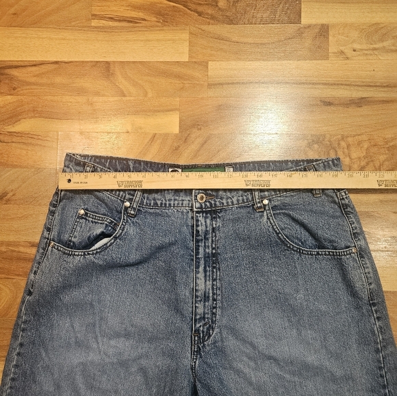 Vintage Levis SilverTab Denim Jean Shorts BOXY Fit Mens Size 40 Medium Wash - Picture 5 of 8